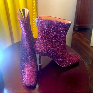 🌺New York and Company Glitter Boot - 7M - NIB🌺